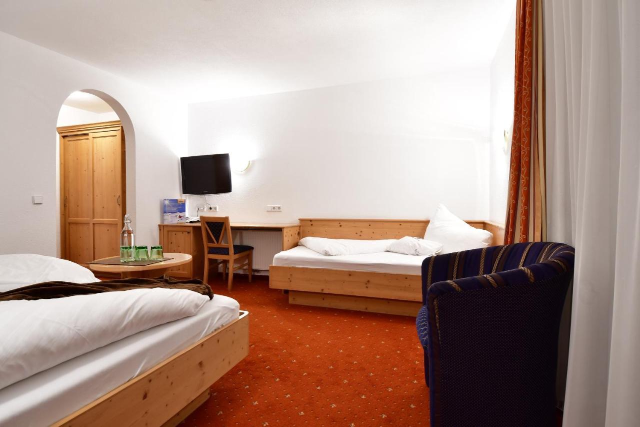 Hotel Hoellroah カップル エクステリア 写真