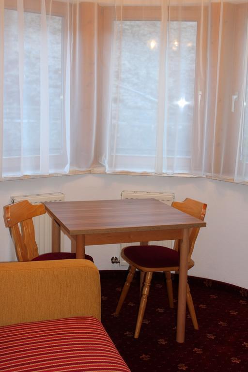 Hotel Hoellroah カップル エクステリア 写真